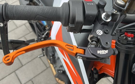 Gebrauchtmotorrad KTM 890 Duke R - Bild 7