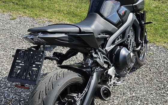 Gebrauchtmotorrad Yamaha MT-09 - Bild 3