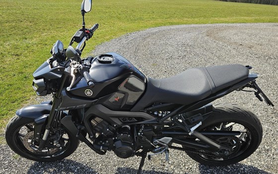 Gebrauchtmotorrad Yamaha MT-09 - Bild 4