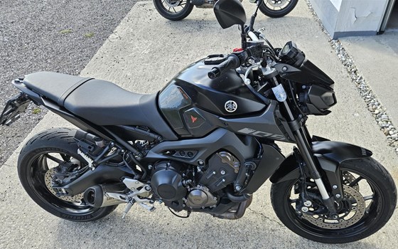 Gebrauchtmotorrad Yamaha MT-09 - Bild 8