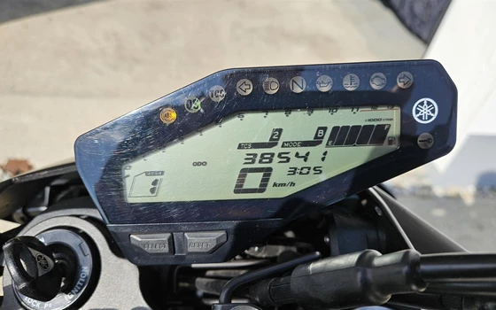 Gebrauchtmotorrad Yamaha MT-09 - Bild 9