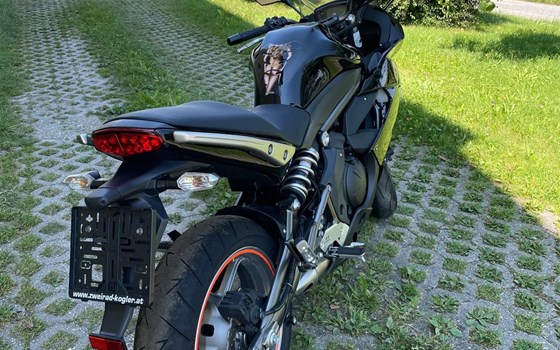 Gebrauchtmotorrad Kawasaki ER-6f - Bild 7