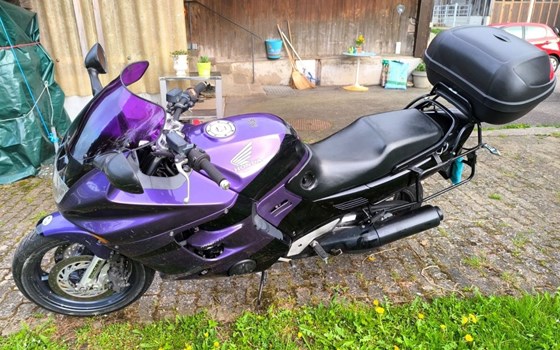 Motorrad Occasion Honda CBR 1000 F - Bild 4