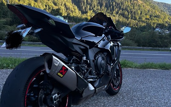 Gebrauchtmotorrad Yamaha R1 - Bild 3