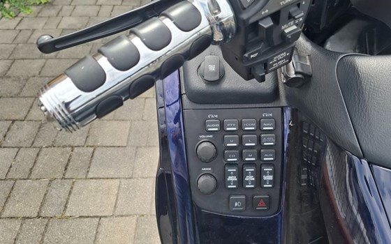 Gebrauchtmotorrad Honda GL 1800 Goldwing Tour - Bild 6