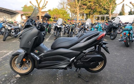Gebrauchtmotorrad Yamaha XMAX 125 Tech MAX - Bild 1