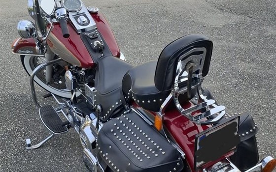 Gebrauchtmotorrad Harley-Davidson Softail Heritage Classic FLSTC - Bild 2