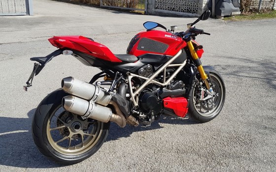 Gebrauchtmotorrad Ducati Streetfighter S - Bild 2