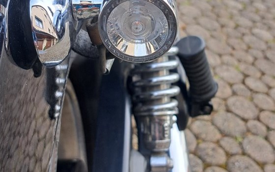 Motorrad Occasion Triumph Speedmaster - Bild 8