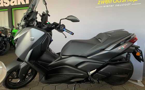 Gebrauchtmotorrad Yamaha XMAX 300 - Bild 3
