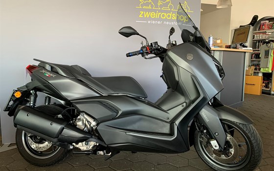 Gebrauchtmotorrad Yamaha XMAX 300 - Bild 4