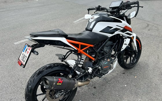 Gebrauchtmotorrad KTM 125 Duke - Bild 2