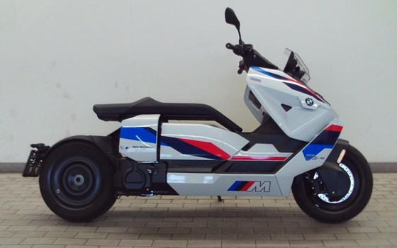 Gebrauchtmotorrad BMW CE 04 - Bild 1