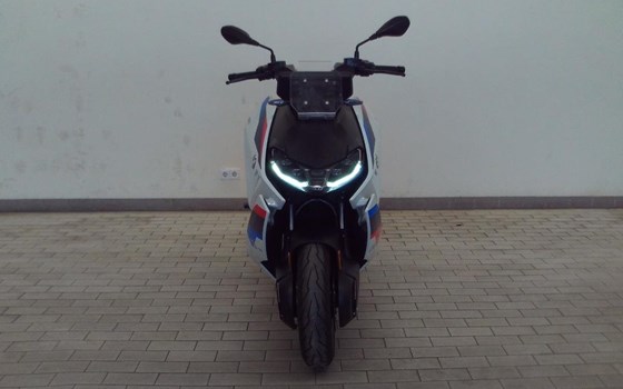 Gebrauchtmotorrad BMW CE 04 - Bild 4