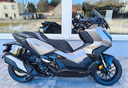 Neumotorrad Honda ADV350