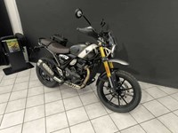 Gebrauchtmotorrad Triumph Scrambler 400 X