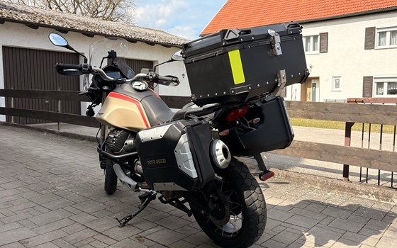 Gebrauchtmotorrad Moto Guzzi V85 TT Travel - Bild 3