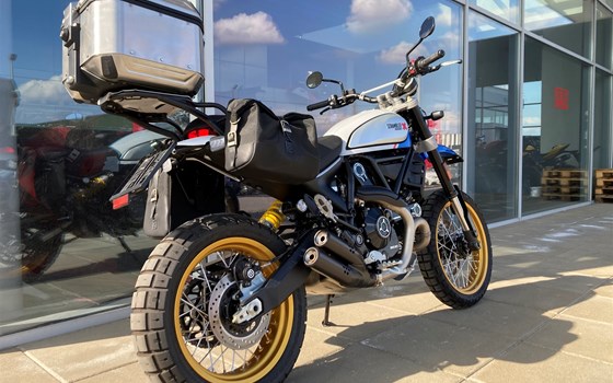 Gebrauchtmotorrad Ducati Scrambler Desert Sled - Bild 5