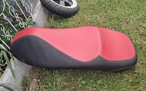 Gebrauchtmotorrad Vespa GTS 250 i.e. - Bild 13