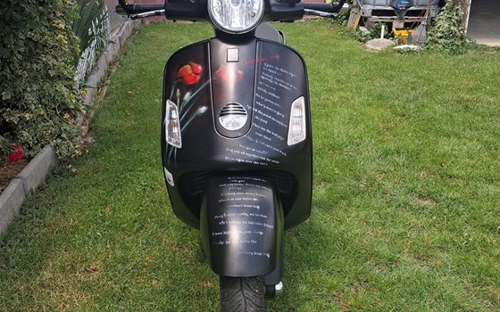 Gebrauchtmotorrad Vespa GTS 250 i.e. - Bild 3