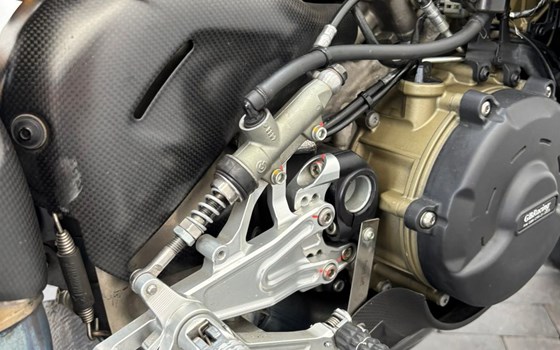 Gebrauchtmotorrad Ducati Panigale V4 - Bild 8