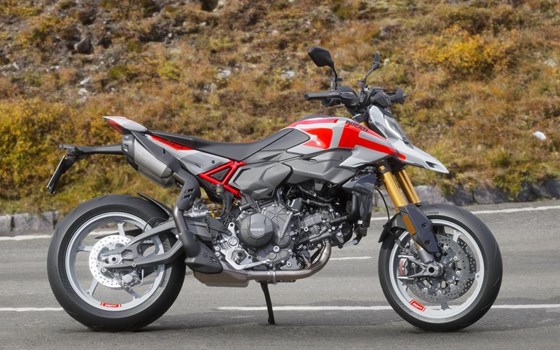 Neufahrzeug Ducati Hypermotard V2 SP - Bild 3