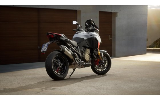 Neufahrzeug Ducati Multistrada V4 RS - Bild 6