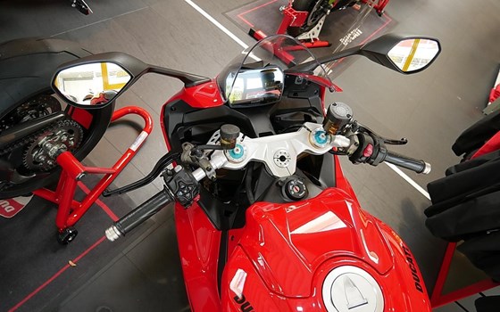 Neufahrzeug Ducati Panigale V2 S - Bild 8