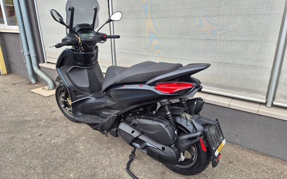 Gebrauchtmotorrad Piaggio Beverly 400 hpe - Bild 7