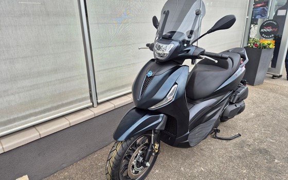 Gebrauchtmotorrad Piaggio Beverly 400 hpe - Bild 8