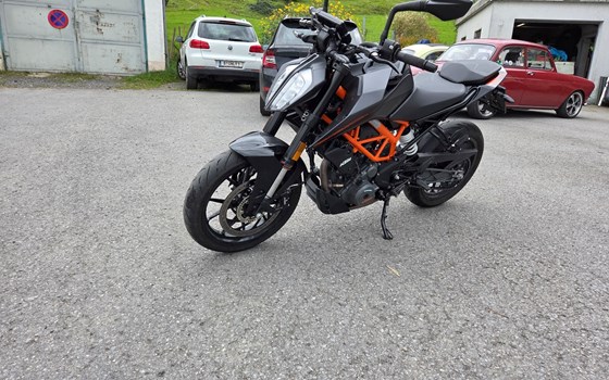 Gebrauchtmotorrad KTM 390 Duke - Bild 1