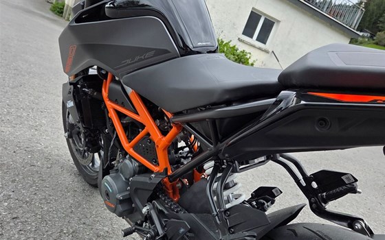 Gebrauchtmotorrad KTM 390 Duke - Bild 4