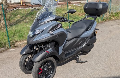 Gebrauchtmotorrad Yamaha Tricity 300
