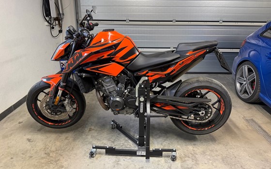 Gebrauchtmotorrad KTM 890 Duke - Bild 9