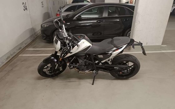 Gebrauchtmotorrad KTM 690 Duke - Bild 1