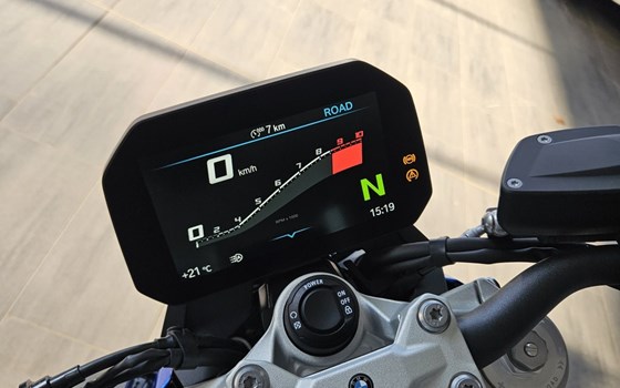 Gebrauchtmotorrad BMW F 900 R - Bild 11