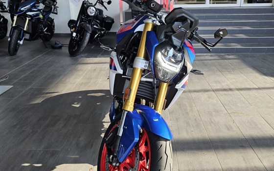 Gebrauchtmotorrad BMW F 900 R - Bild 4