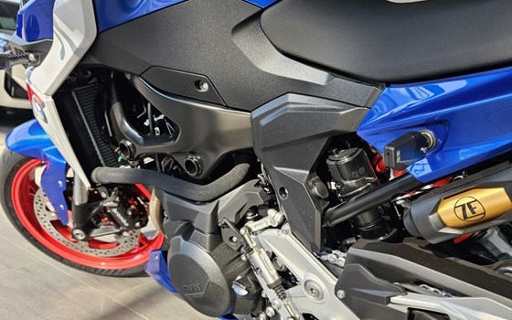 Gebrauchtmotorrad BMW F 900 R - Bild 9