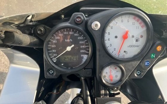 Gebrauchtmotorrad Honda VTR 1000 F Fire Storm - Bild 5