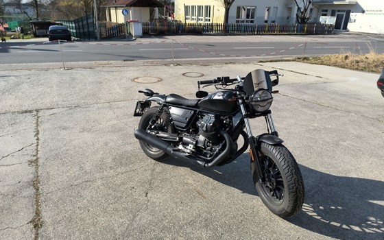 Gebrauchtmotorrad Moto Guzzi V9 Bobber - Bild 1