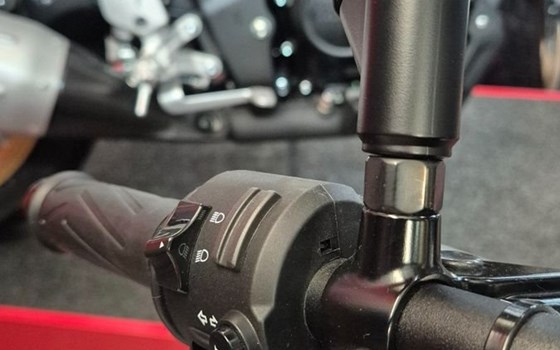 Gebrauchtmotorrad Yamaha XSR700 - Bild 10