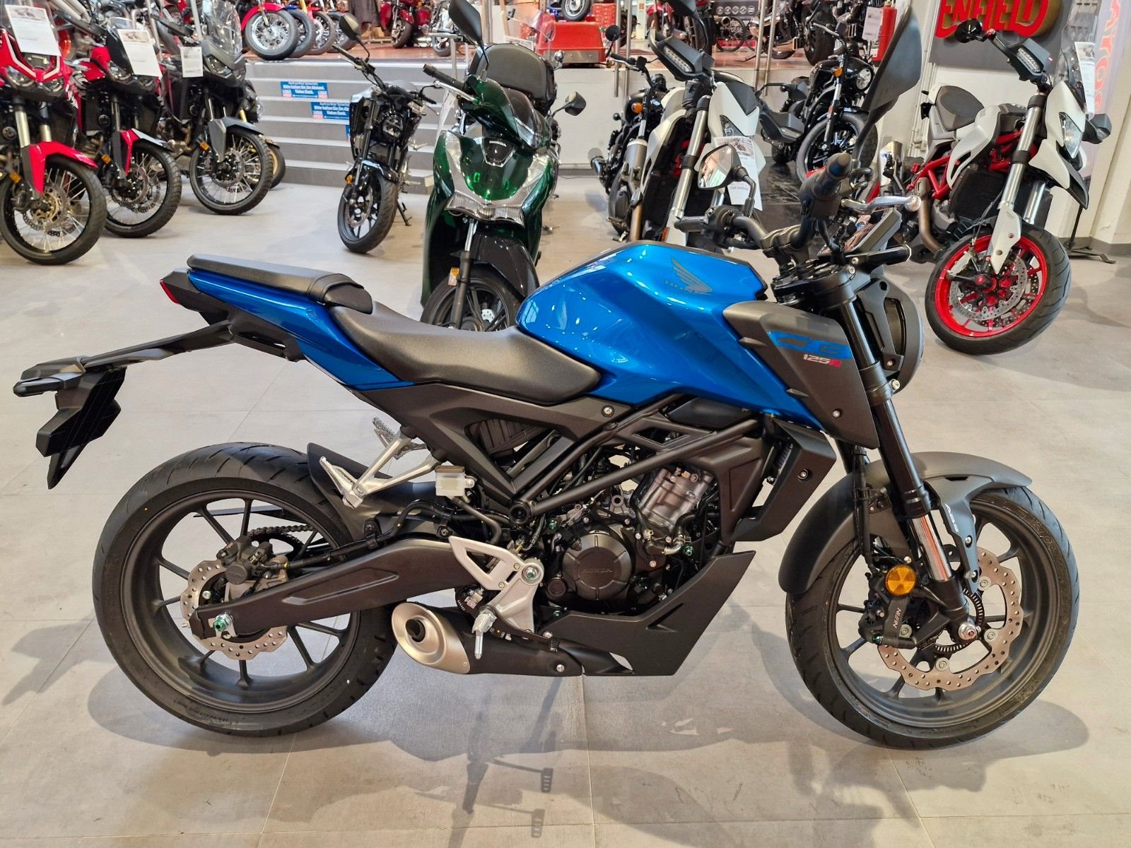 Honda CB125R