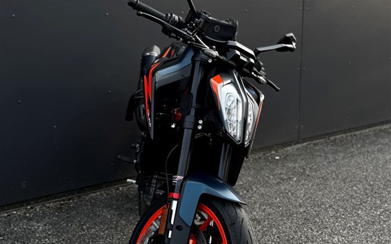 Gebrauchtmotorrad KTM 890 Duke R - Bild 3