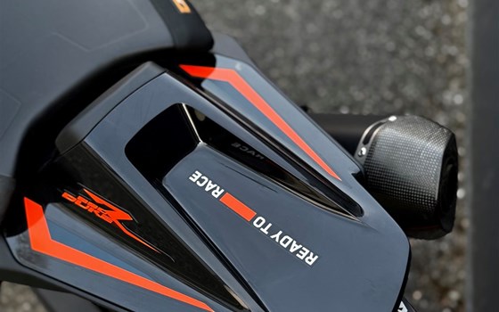 Gebrauchtmotorrad KTM 890 Duke R - Bild 6