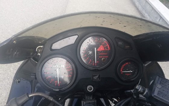 Gebrauchtmotorrad Honda CBR 500 F - Bild 6