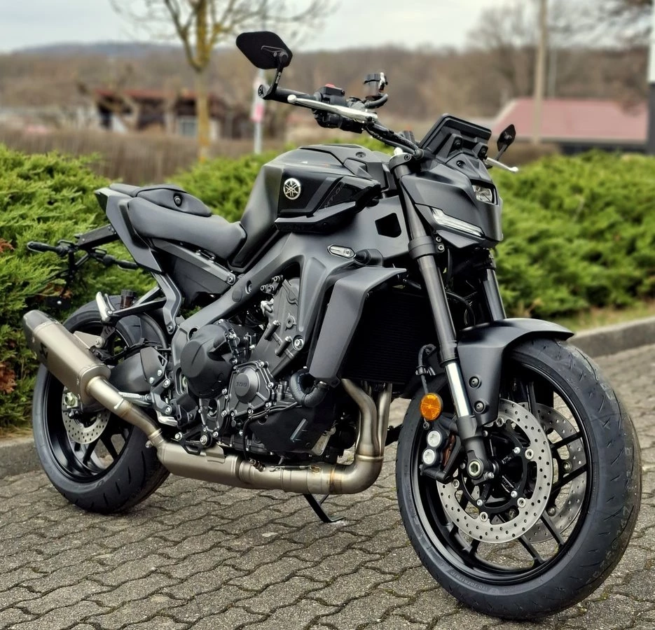 Yamaha MT-09 