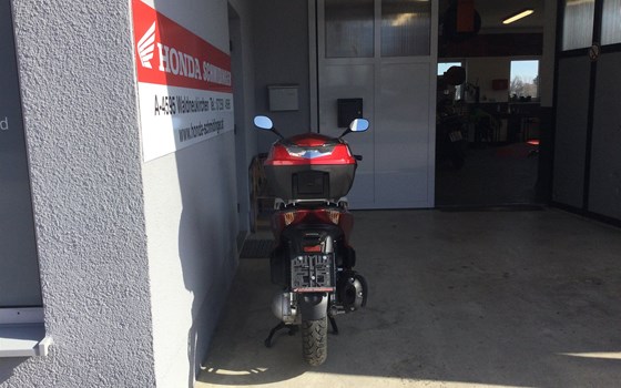 Gebrauchtmotorrad Honda SH300i - Bild 5