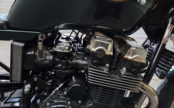 Gebrauchtmotorrad Honda CB 750 Sevenfifty - Bild 20