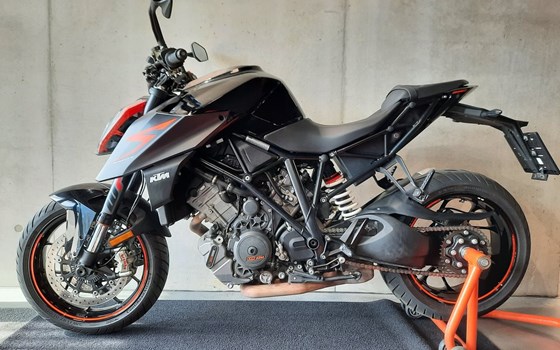 Gebrauchtmotorrad KTM 1290 Super Duke R - Bild 1