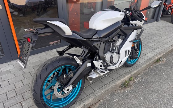 Neufahrzeug CFMOTO 675SR-R - Bild 3